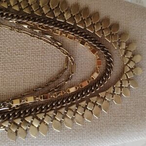 Stella Dot Statement  Layered Necklace Gold tone Neklace